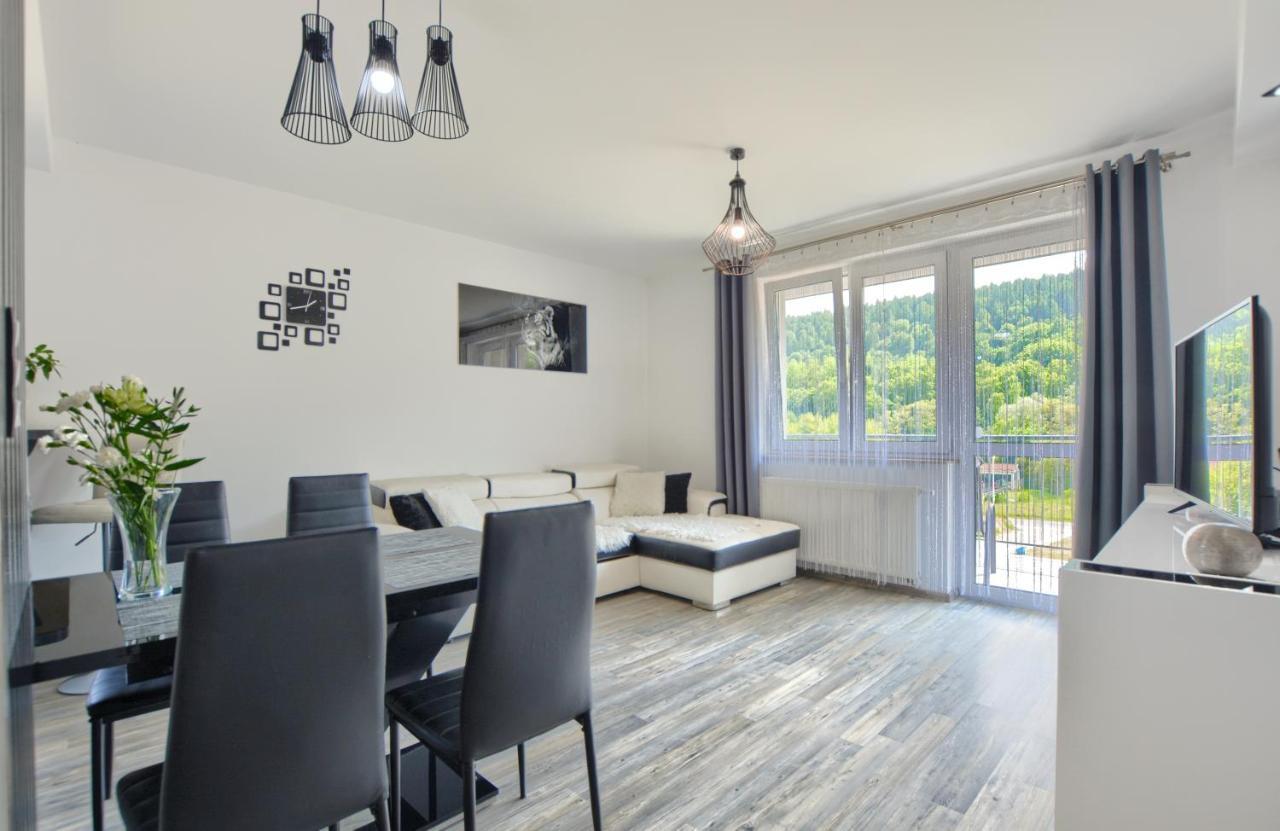 Apartament Glamour Ustrzyki Dolne Exteriér fotografie